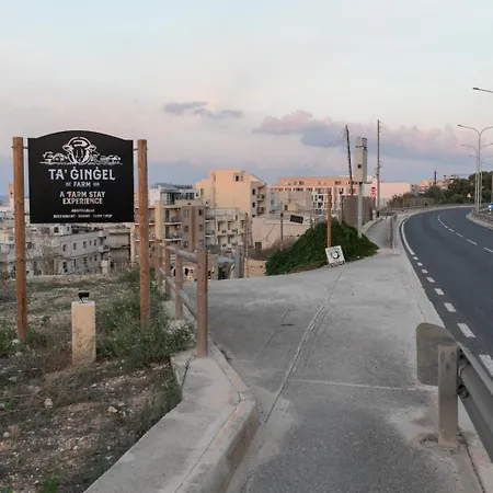 Ta' Gingel Farm Agriturisim B&b. Malta Agroturismo St Paul's Bay