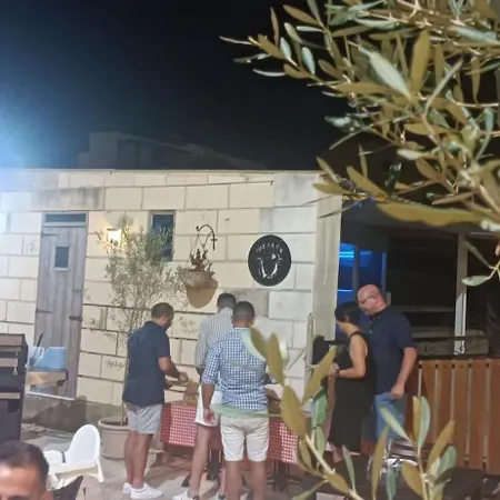 Farm stay Ta' Gingel Farm Agriturisim B&b. Malta *